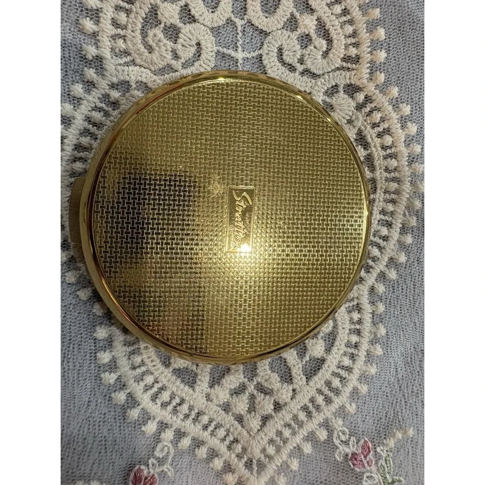 Vintage Stratton Powder Compact Mirror Floral Bouquet Gold Tone Made in England